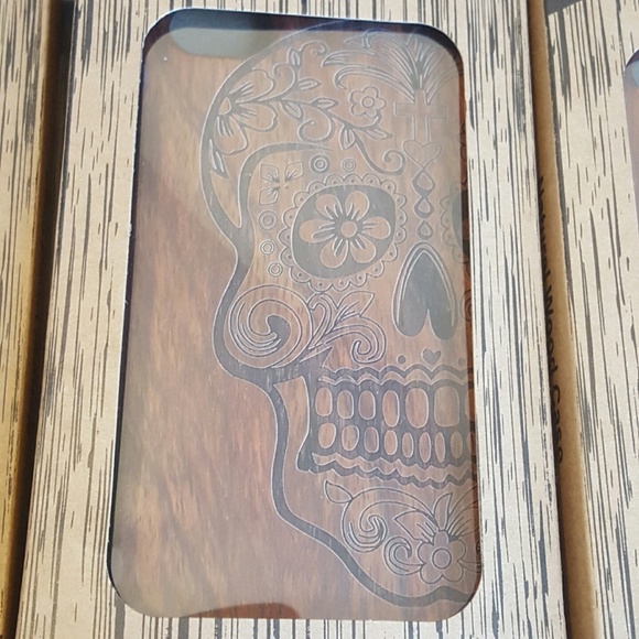 iPhone 7 & 7 Plus Wooden Bamboo Skull Case Cover - Picture 5 of 5